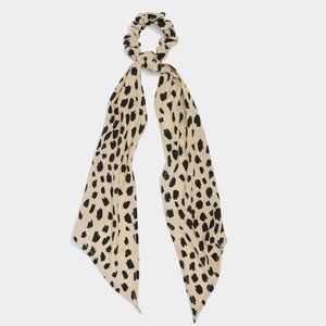 🐆 Vineyard Vines Leopard Print Long-Tail Scrunchie 🐆 Cheetah print scrunchie